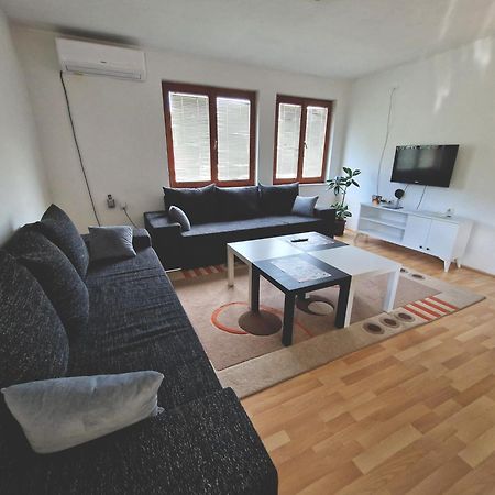 Apartman Komfor Баня-Лука Экстерьер фото
